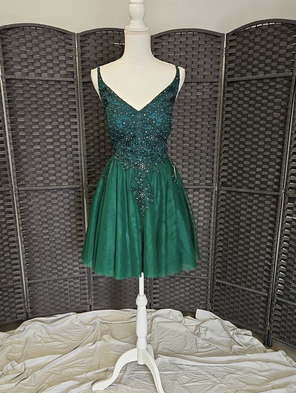 Emerald Beaded V-Neck Short Dress